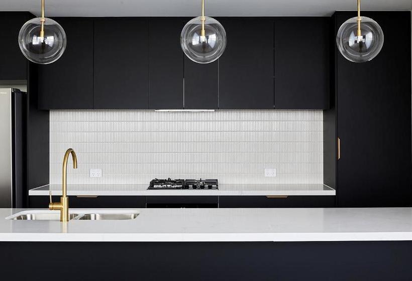 בית מלון כפרי Astina Suites, Penrith