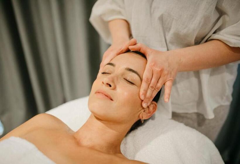 בית מלון כפרי Astina Suites, Penrith