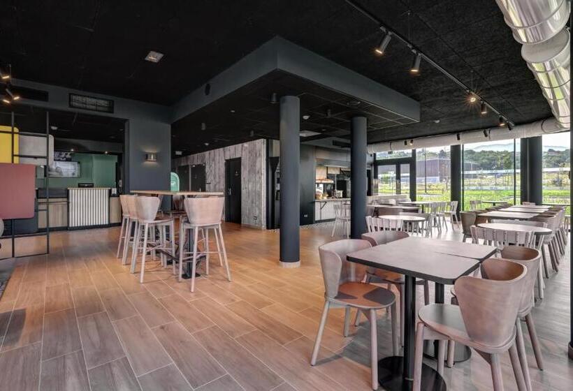 B&b Hotel Evian Publier