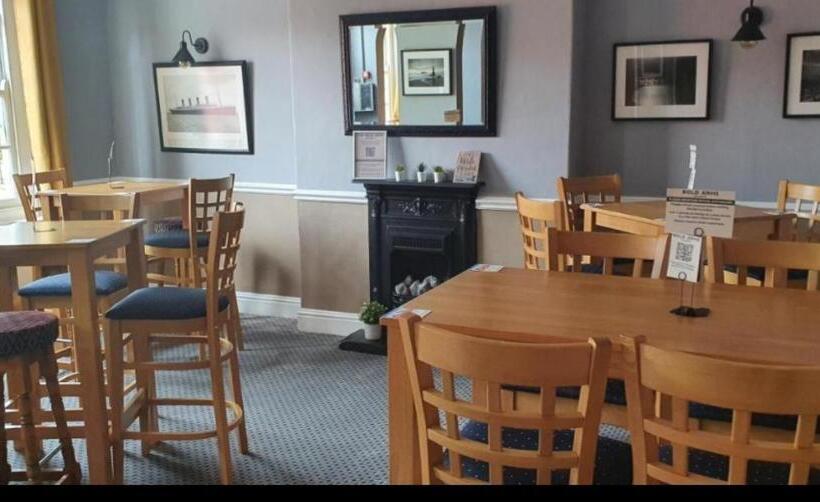 בית מלון כפרי Bold Arms