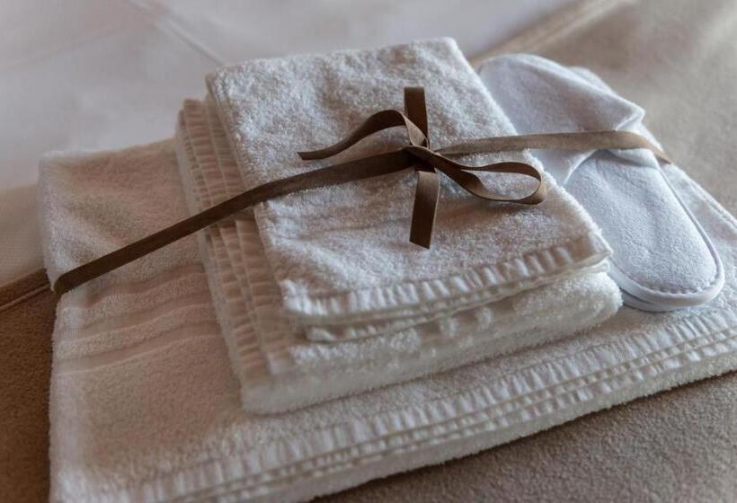 בית מלון כפרי Cascina Pajanòt