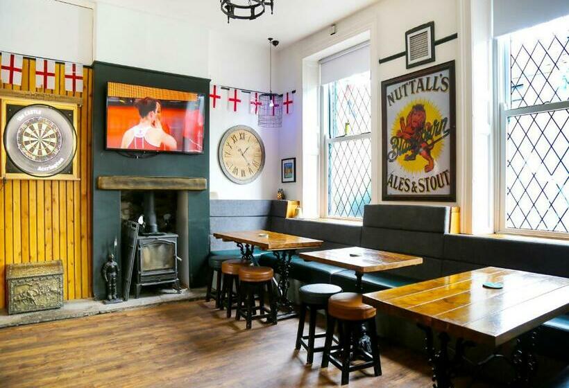 OYO Castle Hotel, Accrington