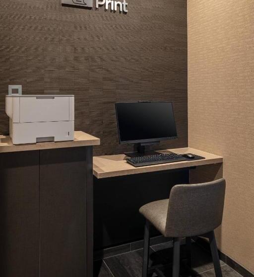 فندق Courtyard By Marriott Petaluma Sonoma County