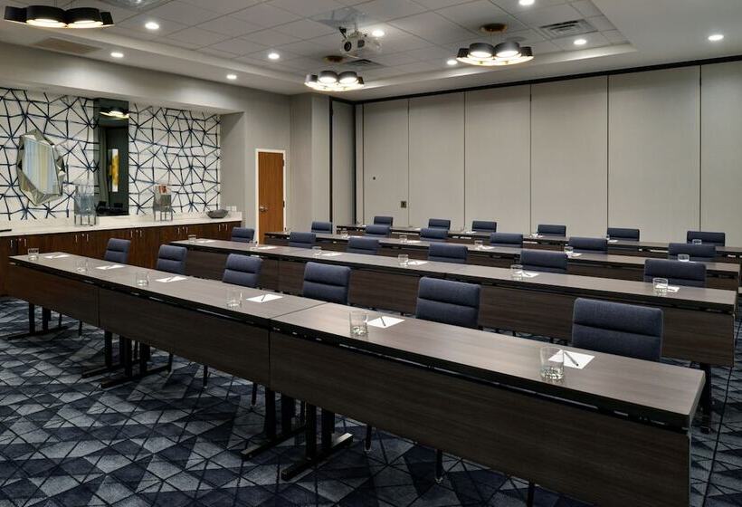 هتل Courtyard By Marriott Raleigh Cary Crossroads