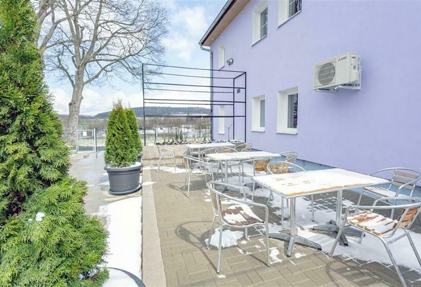 胶囊酒店 Hostel Iron Cube