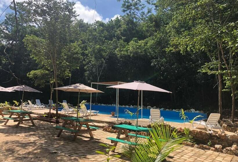 هتل Ecoturismo Yax Ha By Rotamundos