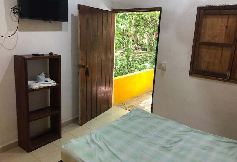 هتل Ecoturismo Yax Ha By Rotamundos