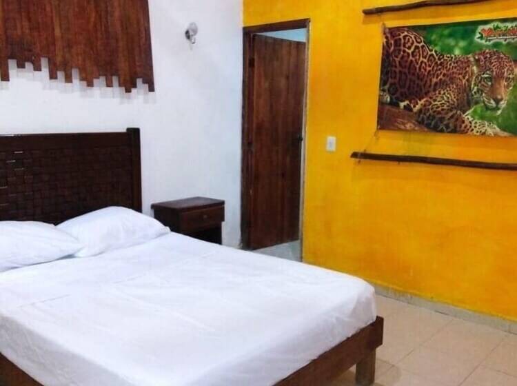 هتل Ecoturismo Yax Ha By Rotamundos