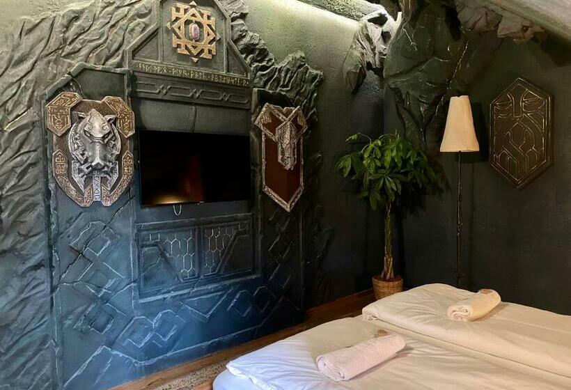 فندق Excalibur Mini