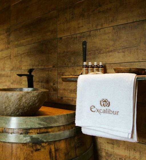 فندق Excalibur Mini