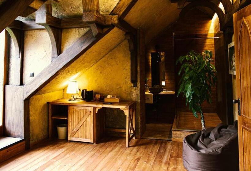 فندق Excalibur Mini