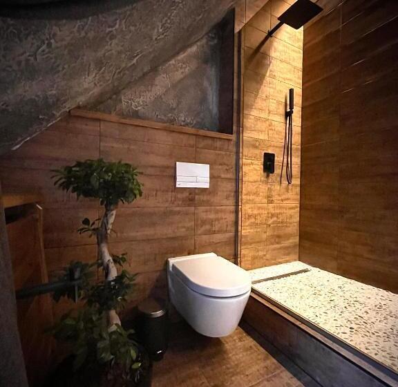 فندق Excalibur Mini