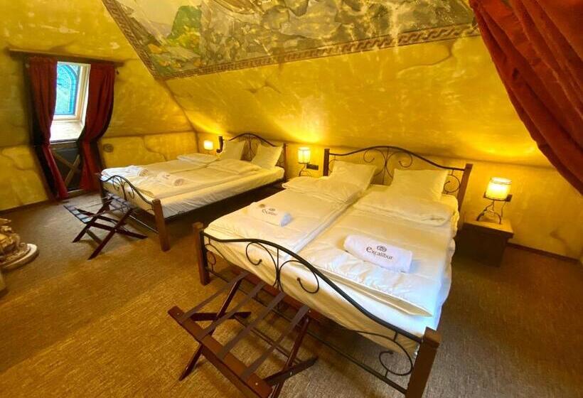 فندق Excalibur Mini