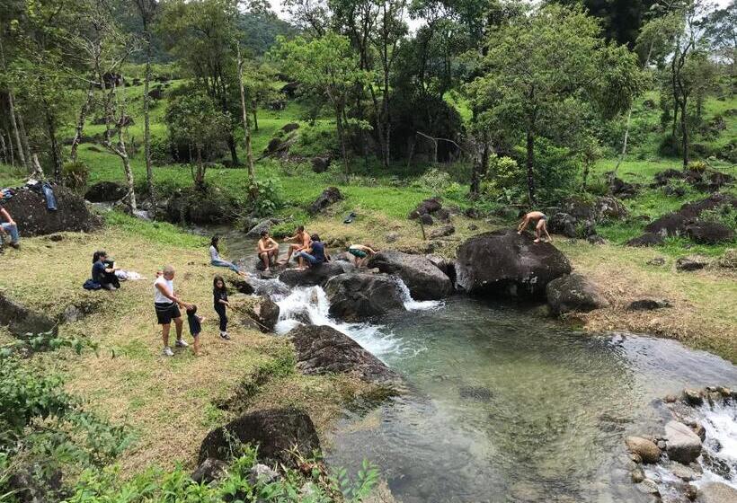 ホテル Fazenda Castelo Santa Clara