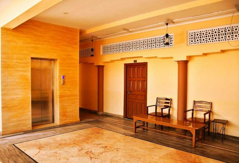 בית מלון כפרי Gobind Bhawan Heritage