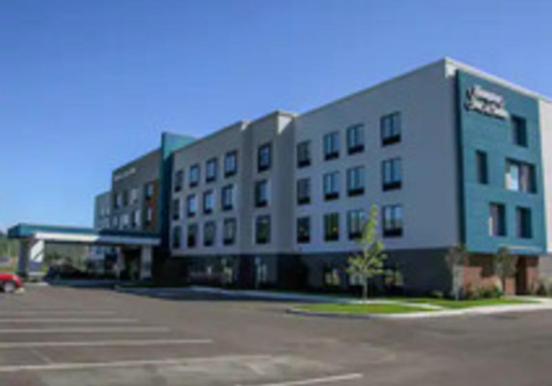 בית מלון כפרי Hampton Inn & Suites Olean