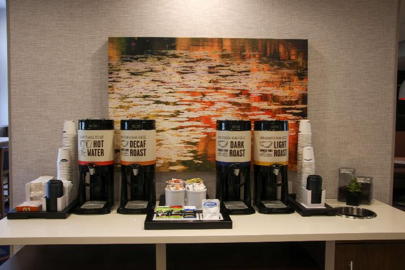 בית מלון כפרי Hampton Inn & Suites Olean