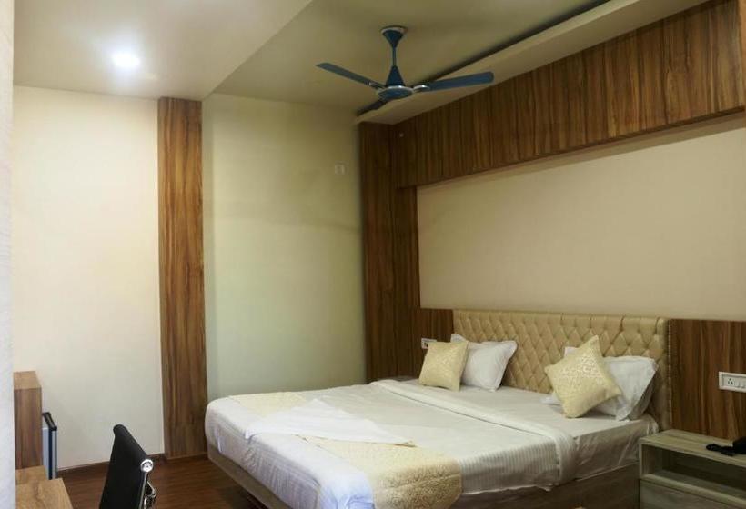 בית מלון כפרי Himalaya