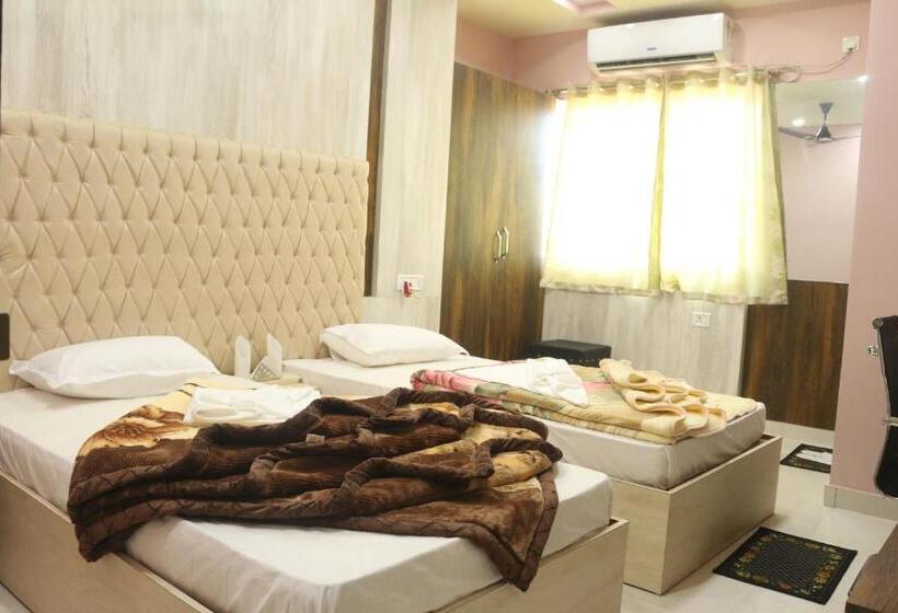 בית מלון כפרי Himalaya