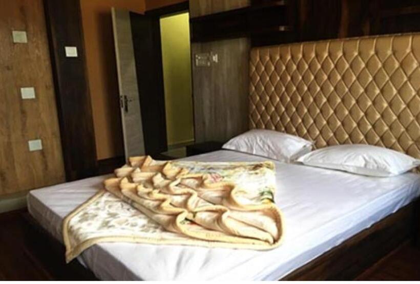 בית מלון כפרי Himalaya