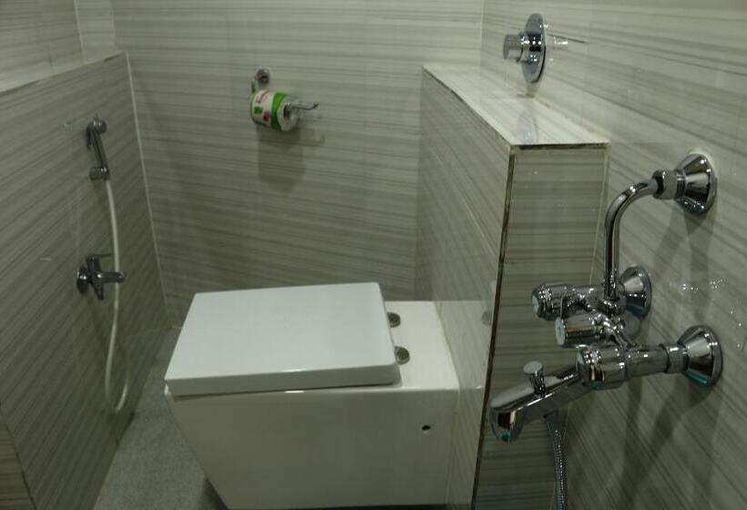 בית מלון כפרי Himalaya