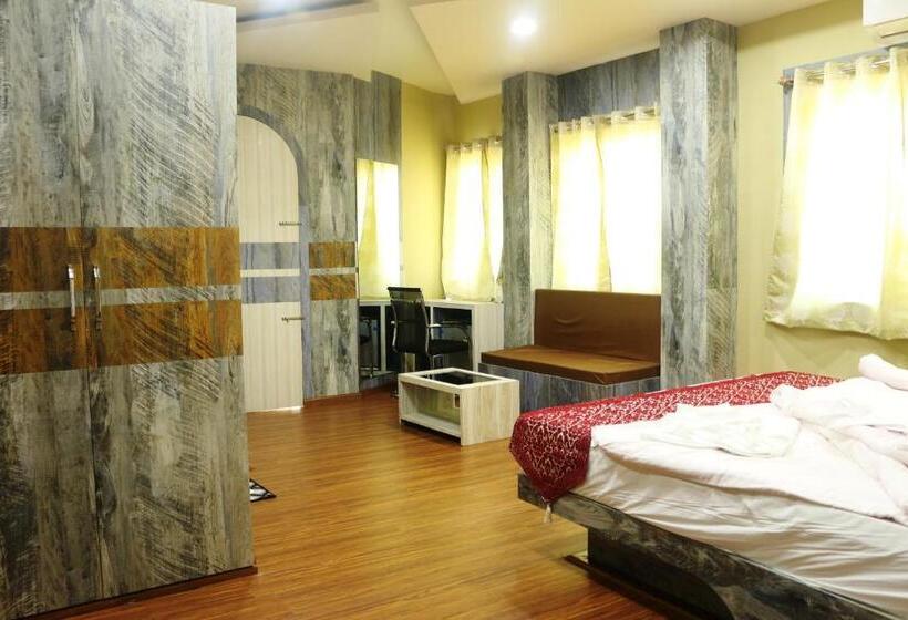 בית מלון כפרי Himalaya