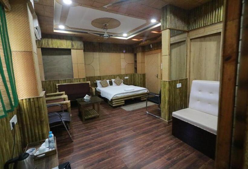 בית מלון כפרי Himalaya