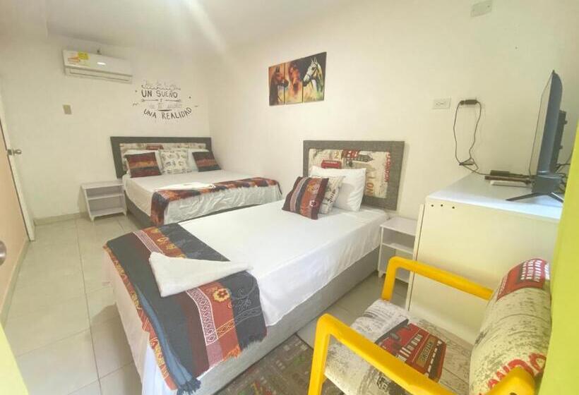 ホテル House Marfito Airport