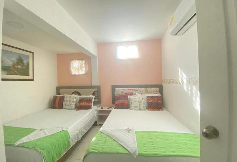 ホテル House Marfito Airport