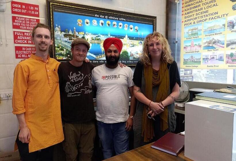 ホテル Jasneet Homestay