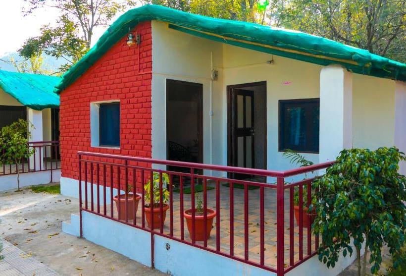 فندق Kasauli Nature Inn