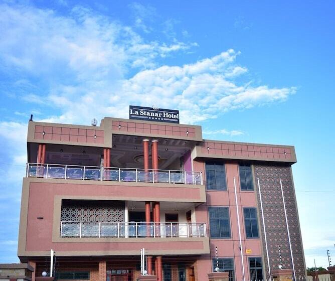 هتل La Stanar