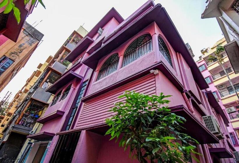 فندق Oyo 80299 The Bougain Villa