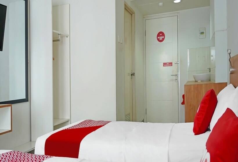 Отель Oyo 90391 Gkitroom