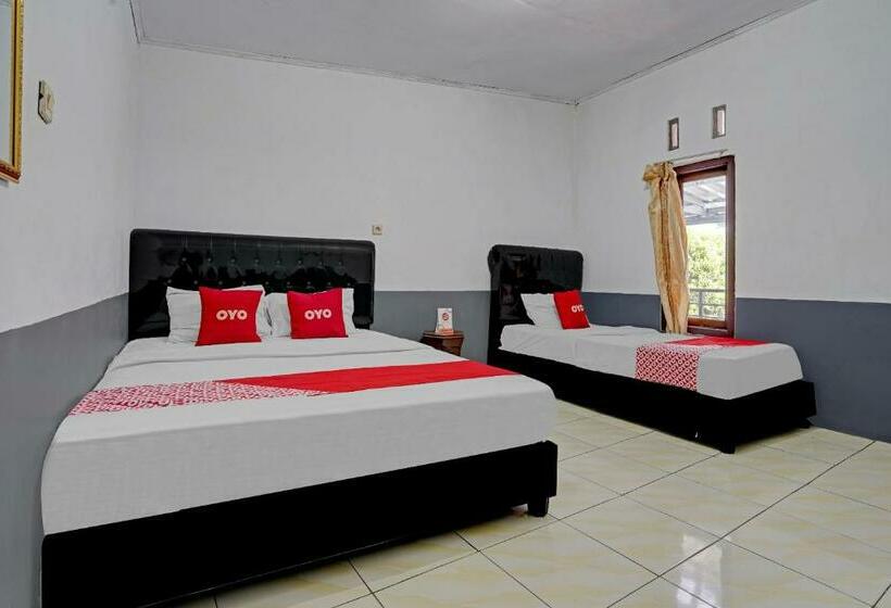 酒店 Oyo 90405 Penginapan Sasti Kuningan
