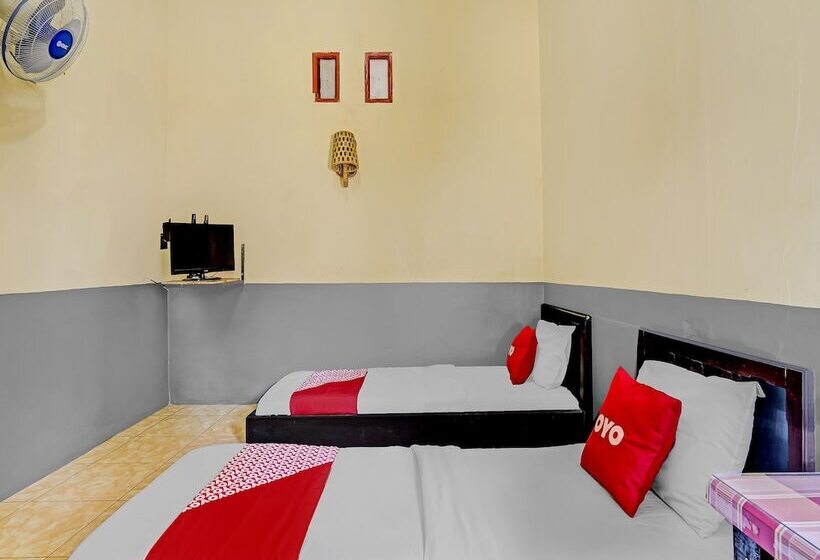 酒店 Oyo 90405 Penginapan Sasti Kuningan