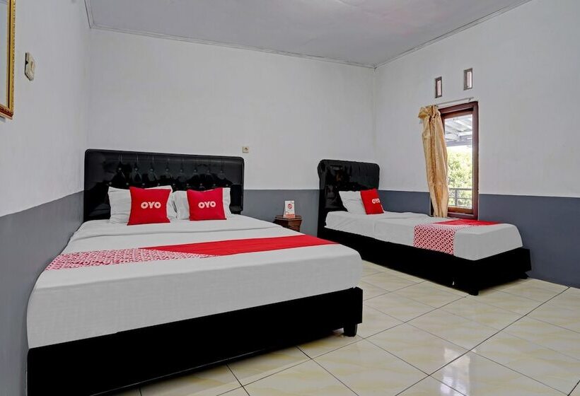 酒店 Oyo 90405 Penginapan Sasti Kuningan