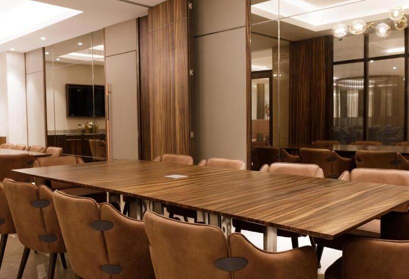 בית מלון כפרי Sayaji Jamnagar