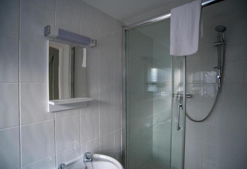 Отель The Brewers Inn