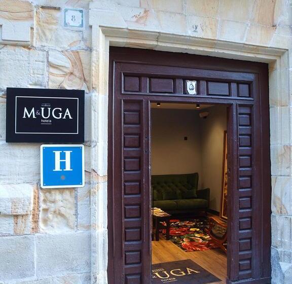 M&uga Hotela