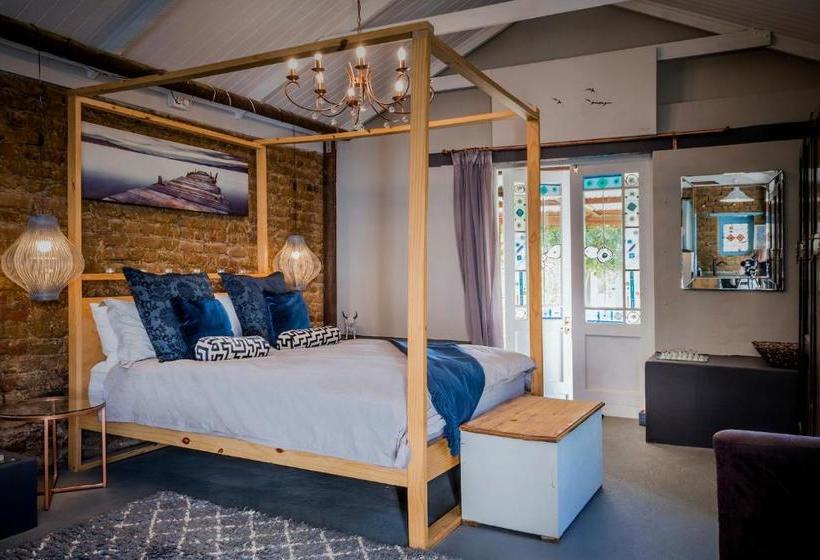 פנסיון 1 Queen Vic