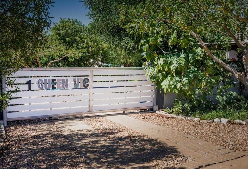 פנסיון 1 Queen Vic