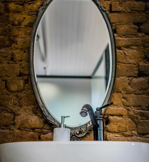 פנסיון 1 Queen Vic