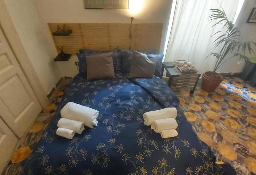 פנסיון Room In Villa   Dimora Aganoor Business Suite