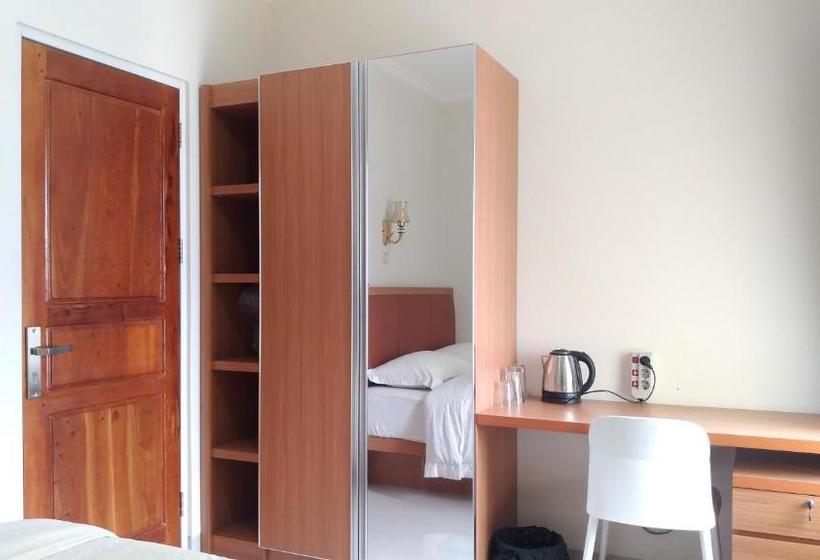 ペンション Doesnami Guesthouse Syariah