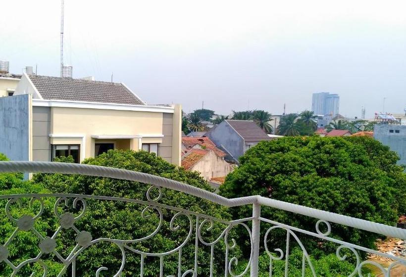 ペンション Doesnami Guesthouse Syariah