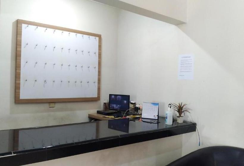 ペンション Doesnami Guesthouse Syariah