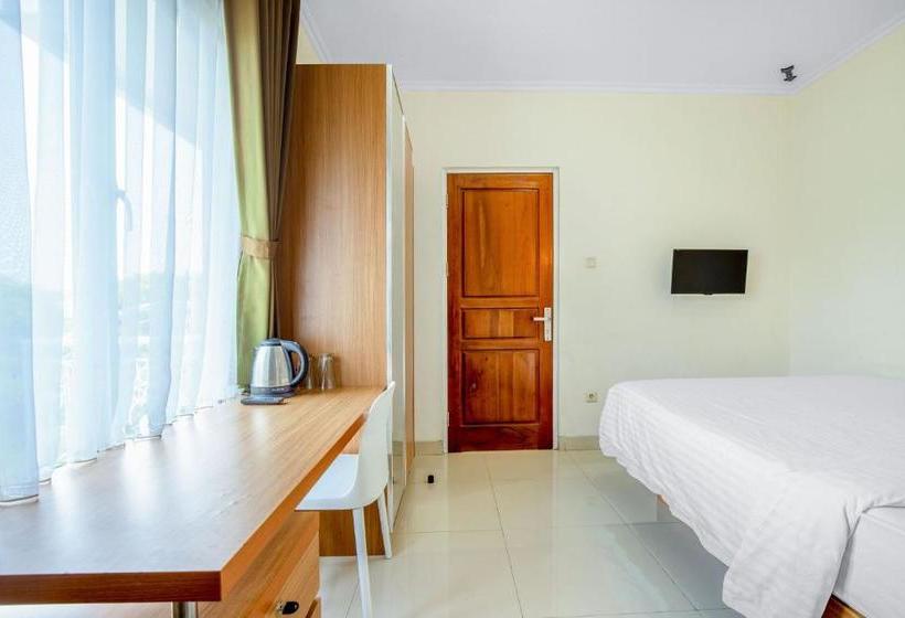 ペンション Doesnami Guesthouse Syariah