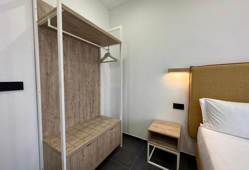 פנסיון Ng Guest House Il Gallura