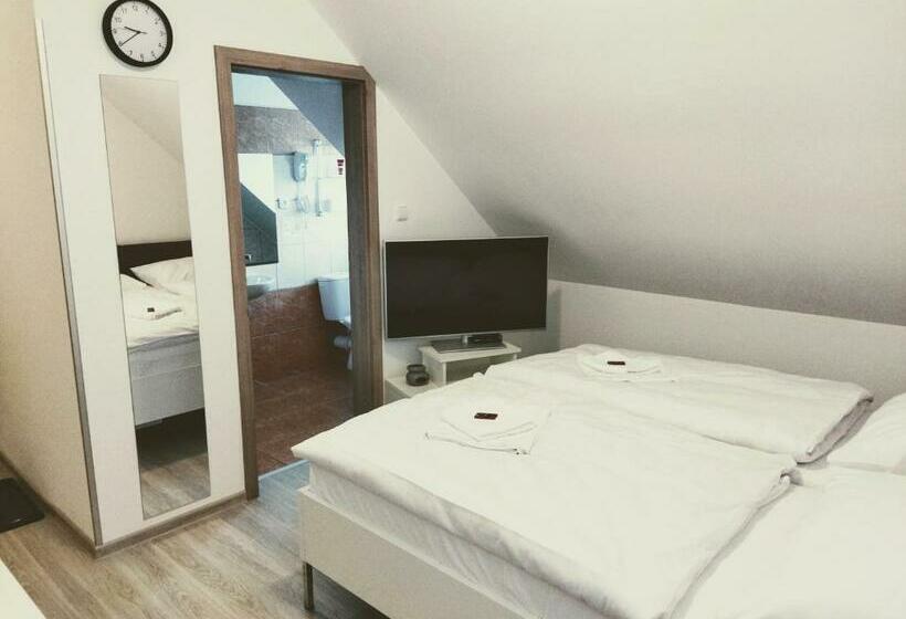 Пансион Penzion Janoušek Motorsport český Krumlov